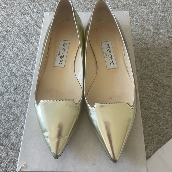 Jimmy Choo gold flats - Picture 2 of 7